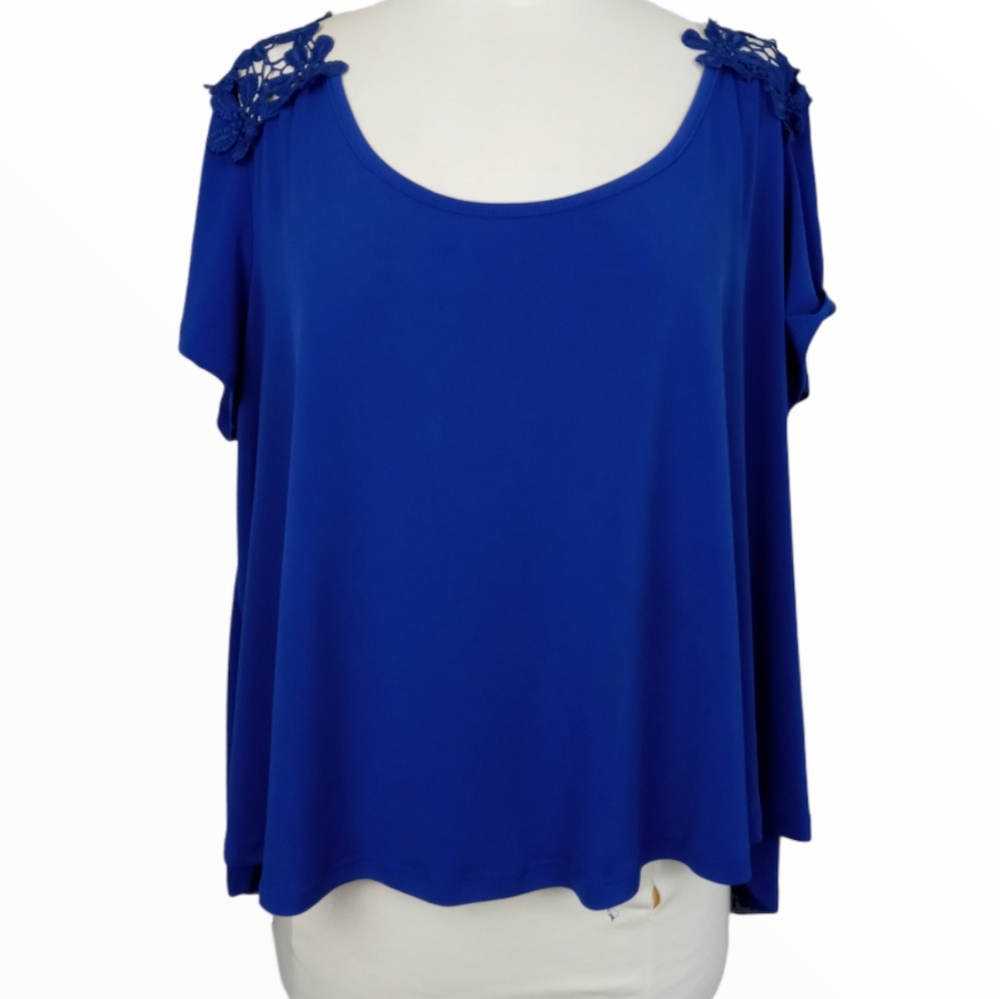 🚨Rainbow Blue Blouse 2XL